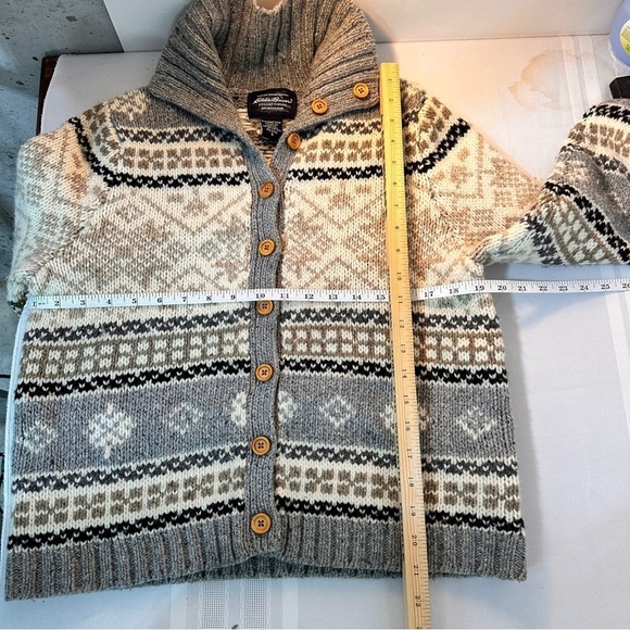 Eddie Bauer women’s fisherman wool sweater cardigan button front size small - Picture 9 of 11